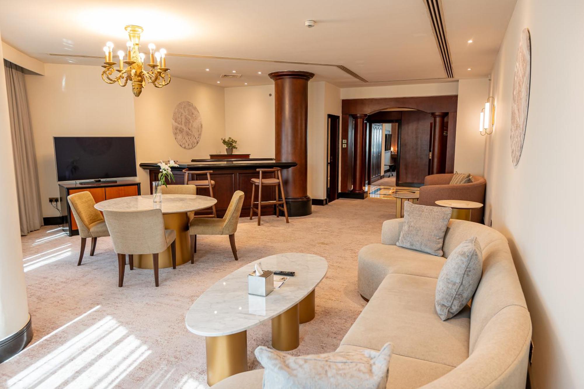 Majestic Cove Hotel - Formerly Le Meridien Fairway Dubai Bagian luar foto