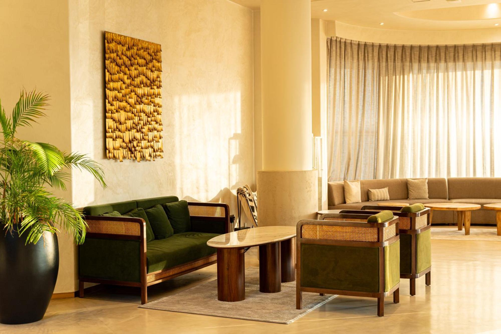 Majestic Cove Hotel - Formerly Le Meridien Fairway Dubai Bagian luar foto