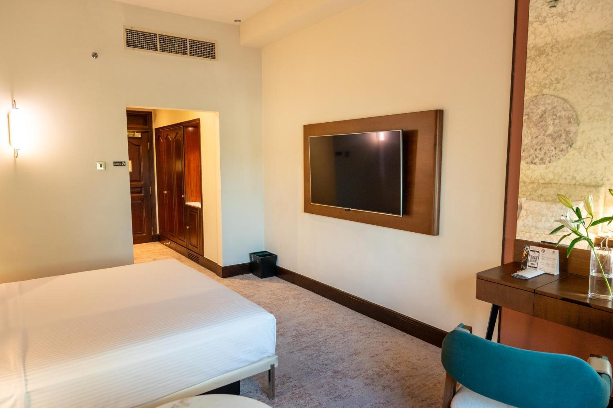 Majestic Cove Hotel - Formerly Le Meridien Fairway Dubai Bagian luar foto